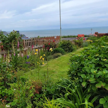 Seaside Flat With Fast Wifi *